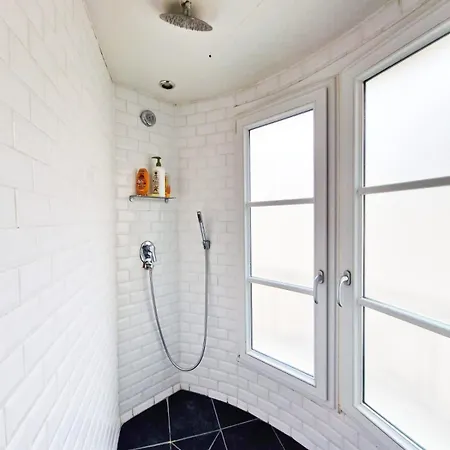 Marais Design Flat * Parigi