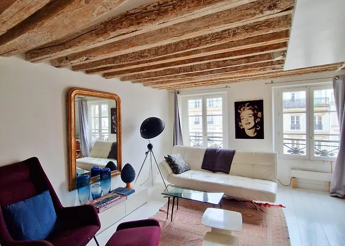Marais Design flat